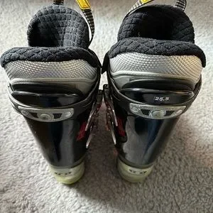 Salomon | Shoes | Used Pair Of Salomon Energyzer 0 Ski Boots  display picture 1